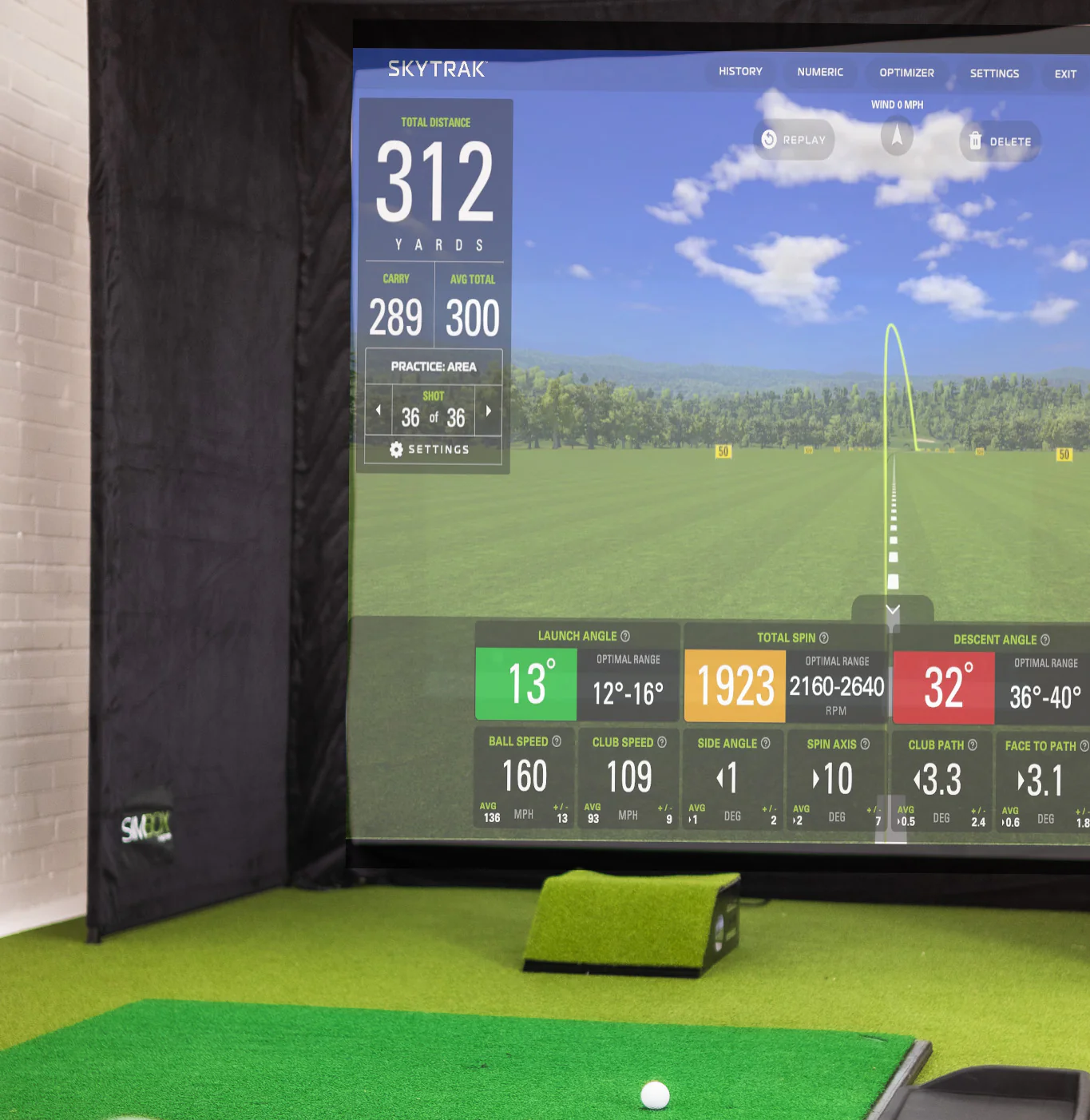 Garmin R10 Home Golf Simulator